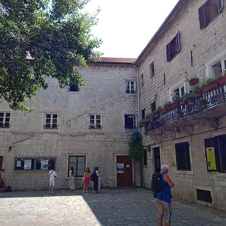 Centar Starog Grada Kotor Exterior foto